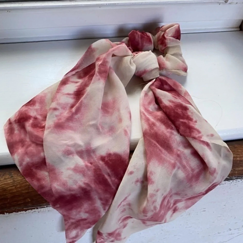 Anthropologie Tie Dyed Bow Ponytail Scarf